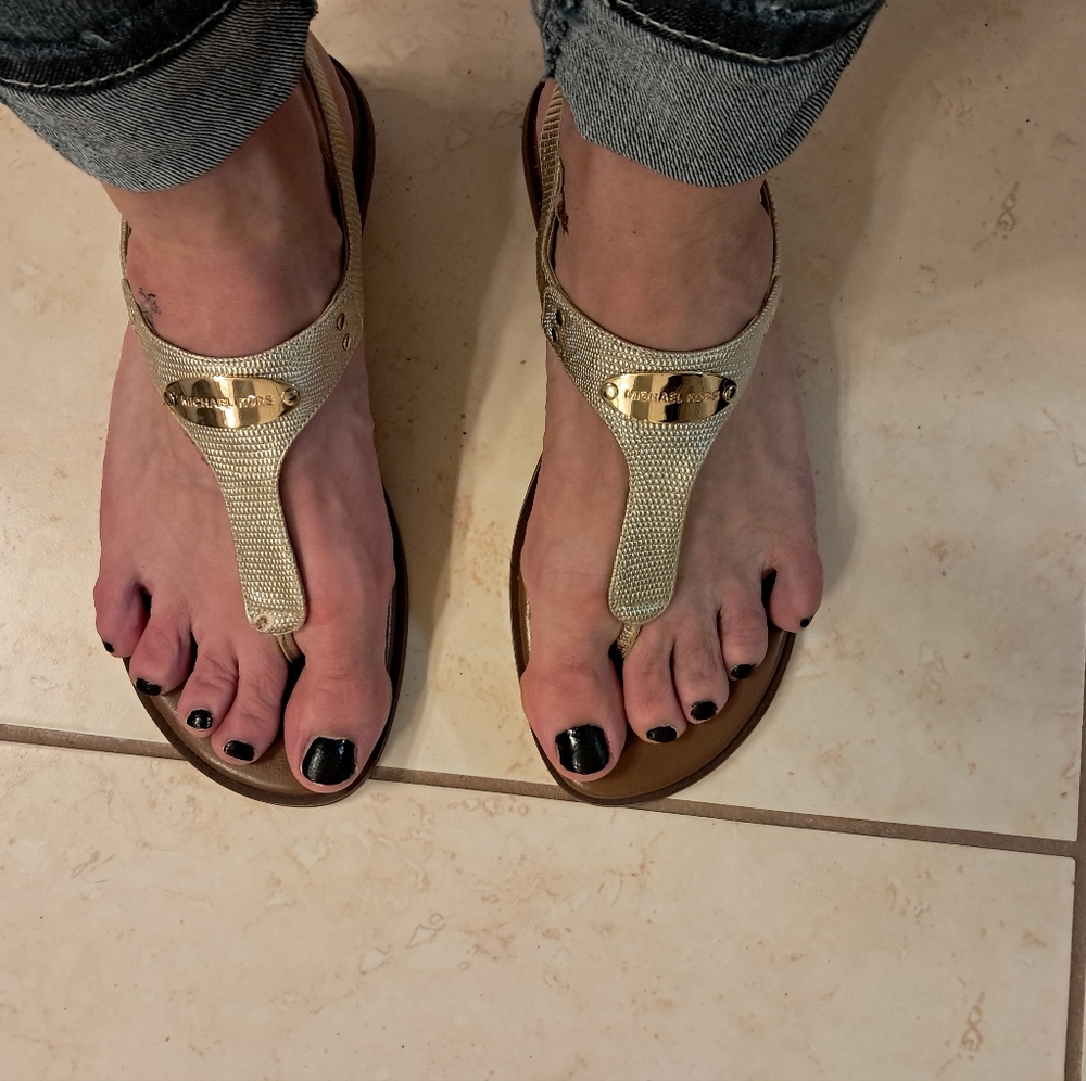 Michael Kors MK Plate Sandal Gold 9.5